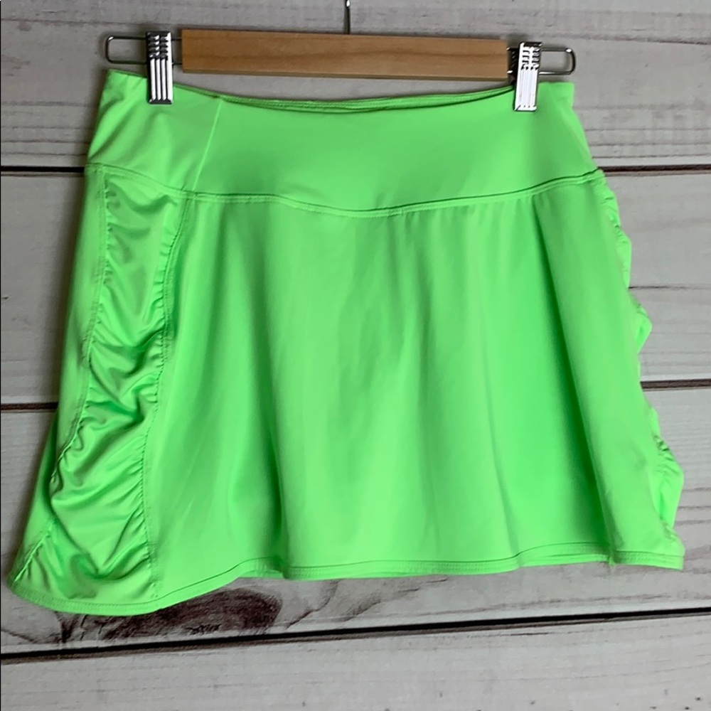 💥🥎 SPORTS SKIRT W/ SHORTS 🤾‍♀️
